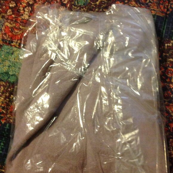 Bloomingdale's Men's Light Purple 1/4 Zip Cashmere Sweater- Large -New with Tags - Picture 5 of 5